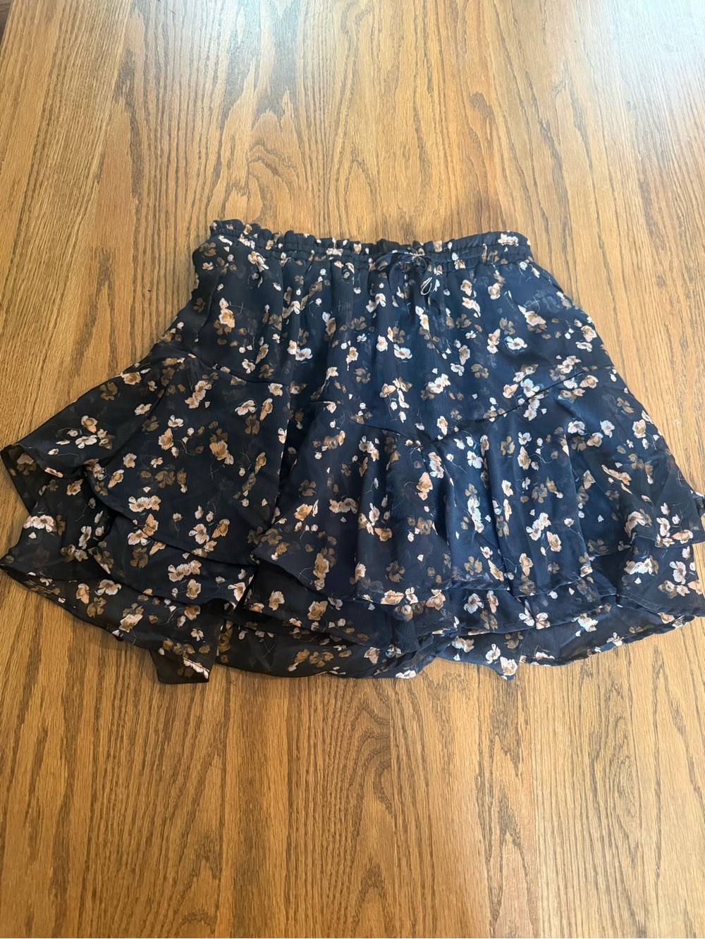 Black  Floral Tiered Mini Skort